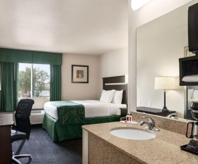 Travelodge By Wyndham Mcalester Εξωτερικό φωτογραφία